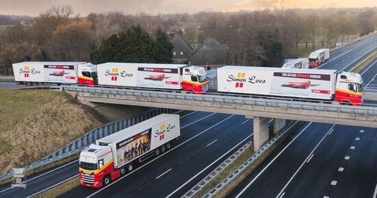 Superhelden_van_Simon_Loos-2LR.jpg Superhelden_van_Simon_Loos-2LR.jpg