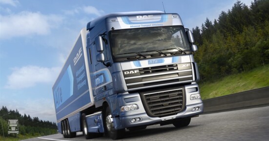 2011-XF105-CF85-ATe (960 x 672) 2011-XF105-CF85-ATe (960 x 672)