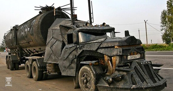Madmaxtruck2.jpg Madmaxtruck2.jpg
