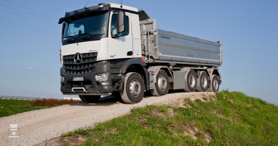 Arocs10x4.jpg Arocs10x4.jpg