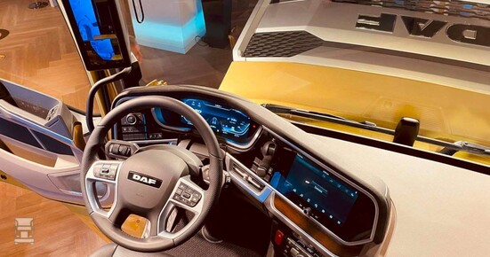 DAF_6-1400.jpg DAF_6-1400.jpg