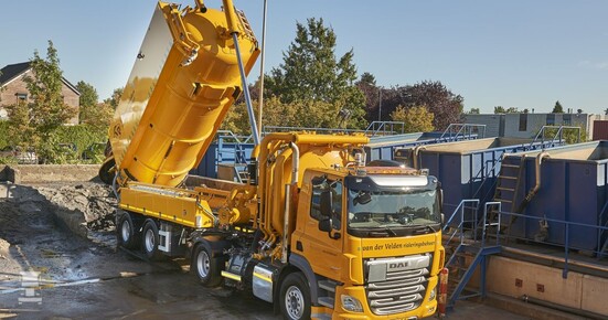 vandervelden-rioleringsbeheer-daf_LR.jpg vandervelden-rioleringsbeheer-daf_LR.jpg