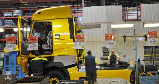 Renault_fabriek.jpg Renault_fabriek.jpg