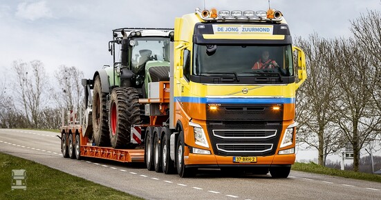 Zuurmond_Volvo_1LR.jpg Zuurmond_Volvo_1LR.jpg