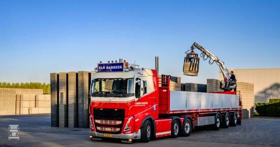 Volvo FH Oldskool_zijkant_Teun op kraan