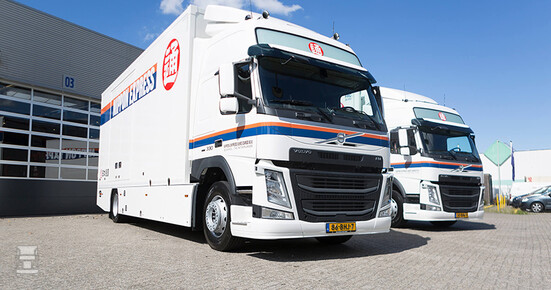 Nippon-FM-02.jpg Nippon-FM-02.jpg