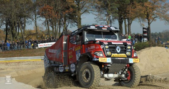 IEP_3030-1400.jpg IEP_3030-1400.jpg