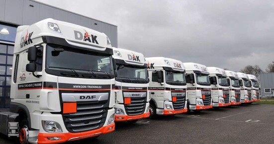 DAK_1-1400.jpg DAK_1-1400.jpg