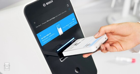 200324-bhcs_vivalytic-anwendung_nah_qr_vri_16-9.jpg 200324-bhcs_vivalytic-anwendung_nah_qr_vri_16-9.jpg