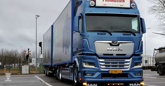 tholu5-1400.jpg tholu5-1400.jpg