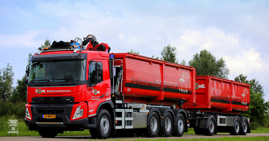 44-IMG_3148-BorderMaker.jpg 44-IMG_3148-BorderMaker.jpg