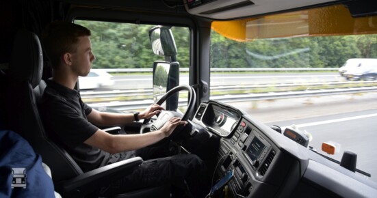 jonge chauffeur jonge chauffeur