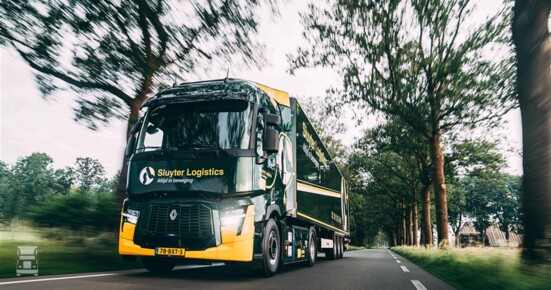 Sluyter_Renault-Trucks_E-Tech-T_LR (960 x 640) Sluyter_Renault-Trucks_E-Tech-T_LR (960 x 640)
