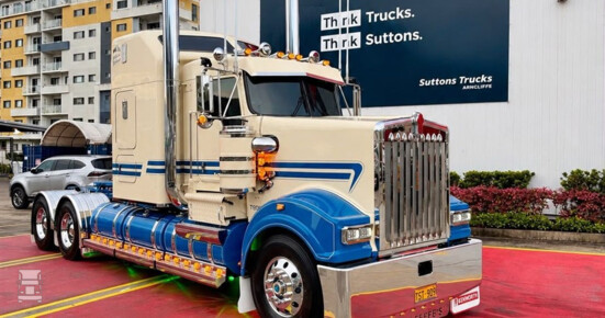 BIGtruck Schaeffer Kenworth 4 (960 x 1280)