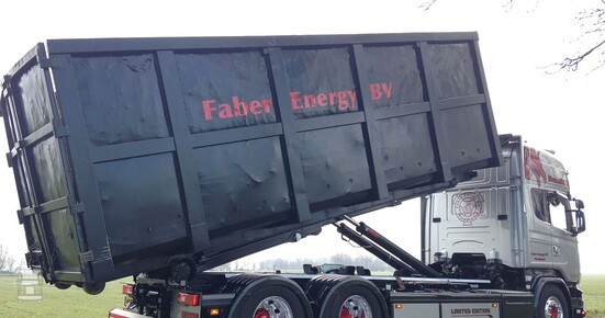 Faber.SilverGriffin2LR.jpg Faber.SilverGriffin2LR.jpg