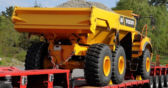 VolvoGoth-7.jpg VolvoGoth-7.jpg