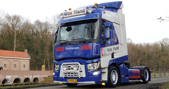 Yland-21-1400.jpg Yland-21-1400.jpg