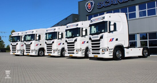 Staay_Scania-1-pers-2019.jpg Staay_Scania-1-pers-2019.jpg