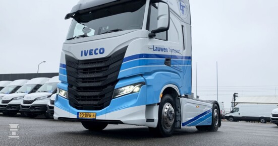 Iveco_Lauwen_1LR.jpg Iveco_Lauwen_1LR.jpg