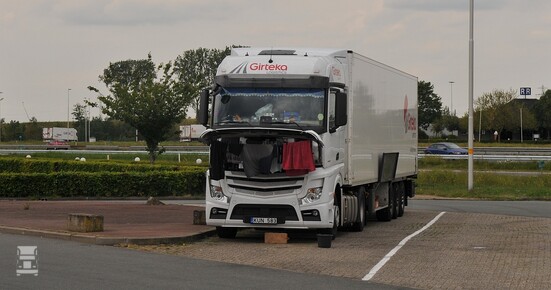 Girteka_weekend_LR.jpg Girteka_weekend_LR.jpg