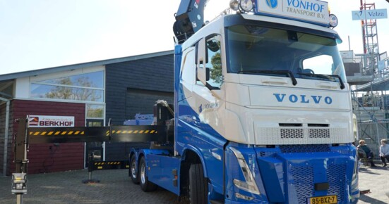 Vonhof Volvo FH (5)-1400 Vonhof Volvo FH (5)-1400