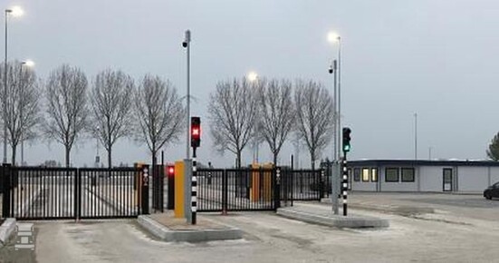 Truckparking_Duiven_2.jpg Truckparking_Duiven_2.jpg