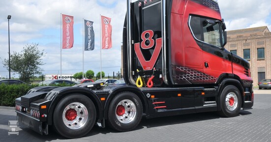 Geurts3LR.jpg Geurts3LR.jpg