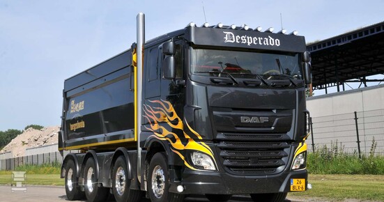 Desperado_8-1400.jpg Desperado_8-1400.jpg