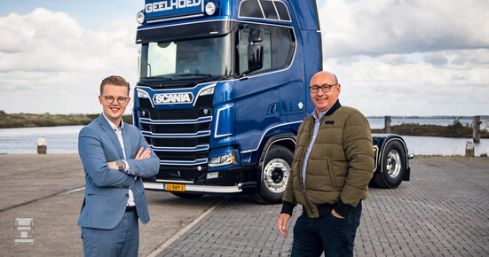 Geelhoed_Scania-2-pers-2021.jpg