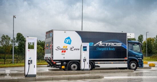 eActros2_LR.jpg eActros2_LR.jpg