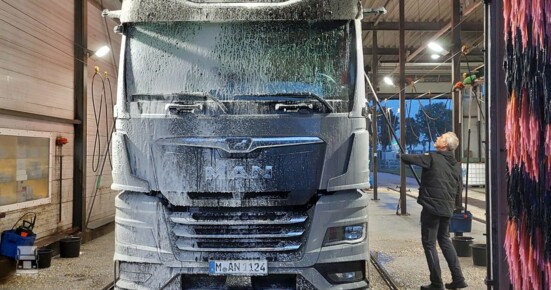 Truckwash LR Truckwash LR