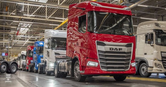 DAF-Trucks-Eindhoven-truck-factory-01-1400