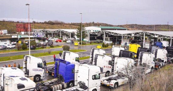 Protest Balkan 2 (960 x 676) Protest Balkan 2 (960 x 676)