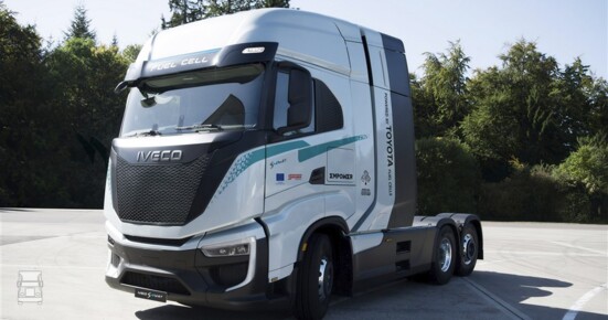 Toyota-en-IVECO-bundelen-krachten-voor-volgende-generatie-zware-waterstoftrucks (960 x 640)
