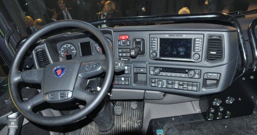 Scania_Gr_yphus_dash_1_LR.jpg Scania_Gr_yphus_dash_1_LR.jpg