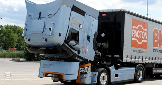 IEP_7403-1400.jpg IEP_7403-1400.jpg