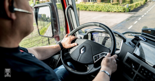 Rijdende_chauffeur.jpg