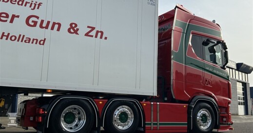 Gun3 (960 x 720) Gun3 (960 x 720)