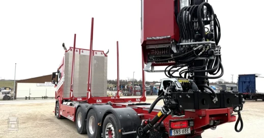 DAF XG+ Zweedse houtauto2