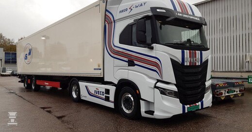 S-Way_ridendrive3LR.jpg S-Way_ridendrive3LR.jpg