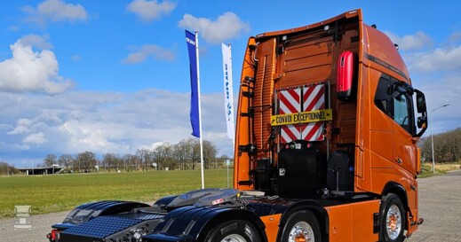 Volvo FH16 700 6x2 Volvo FH16 700 6x2