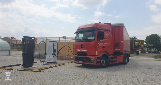 eActros naar Turkije3 (960 x 540) eActros naar Turkije3 (960 x 540)