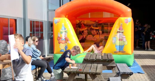 BIGtruck Noah's Cabinteriors (8) BIGtruck Noah's Cabinteriors (8)