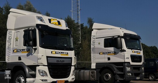 Muller3LR.jpg Muller3LR.jpg