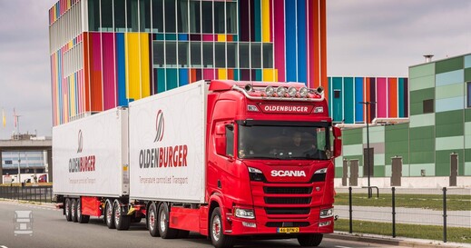 Oldenburger_Scania-4LR.jpg Oldenburger_Scania-4LR.jpg