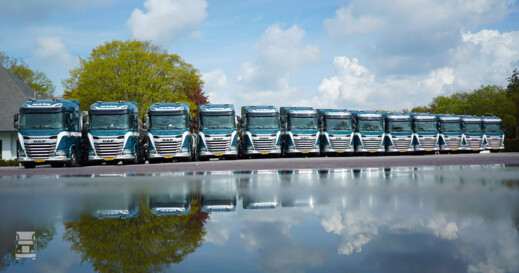 Van de Brug DAF XG rijtje Van de Brug DAF XG rijtje