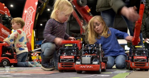 Megatrucks (5)-1400 Megatrucks (5)-1400