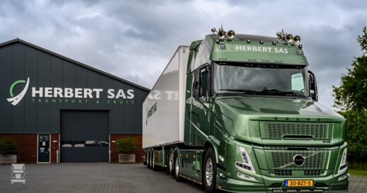 Herbert Sas_Volvo_FH_VT5_Aero (960 x 640) Herbert Sas_Volvo_FH_VT5_Aero (960 x 640)