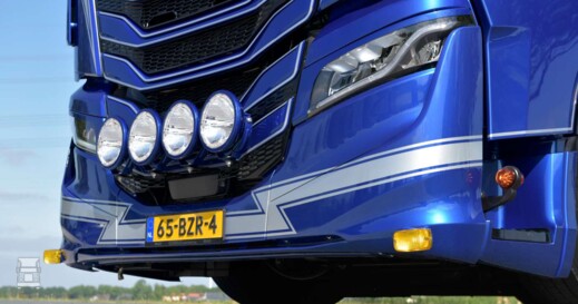Van der Wielen Iveco S-Way (14)-1400