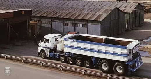 Sisu Mamoet met oplegger